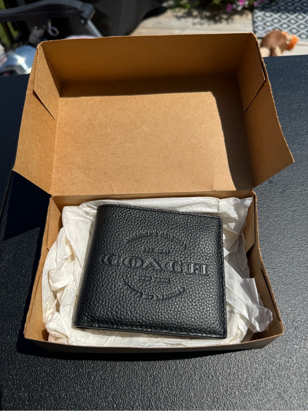 New Coach Black Pebbled Leather Bi-Fold Card & Key with Embossed Logo Wallet